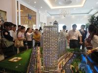 住朋网看房团挺进金鼎·国际花园