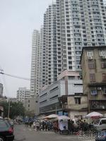 街道上店铺林立（3.19）