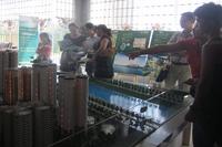 在水一方江景养生房为爱车加油