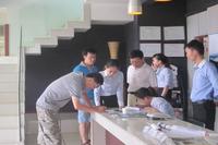 在水一方江景养生房为爱车加油