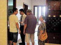 2013.08.10住朋网电商团队入驻保利爱琴海售楼部