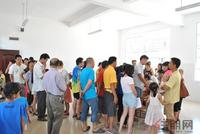 2013.07.06桃花源香域中央桃花源小学咨询、报名工作现场