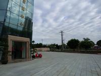 售楼部大门侧门实景图