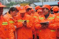 4.25华润在行动关爱环卫工人活动