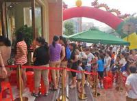 6.14广利都市绿洲首日认筹火爆现场