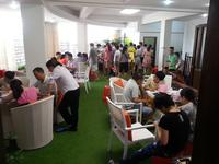 售楼部火热认购现场