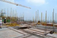 二号楼正在做楼面作业