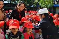 “与爱同行--关爱小红帽安全出行”活动第二站