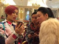 雷甜老师与现场观众交流时尚