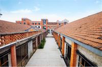  干净整洁的街区