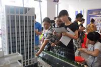 领峰公馆开盘现场