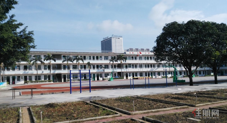 小江小学