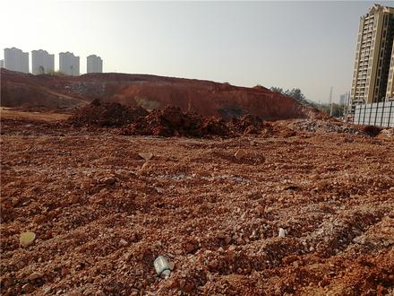 深石柏翠湾在建项目