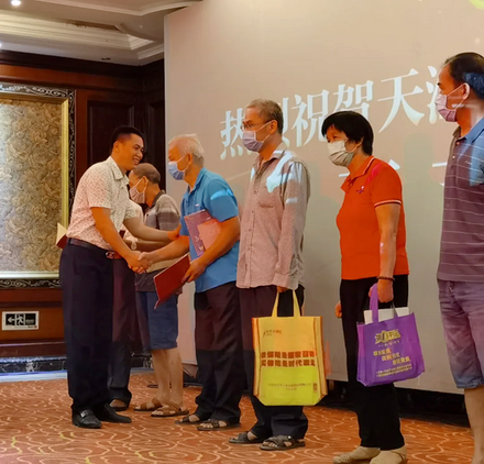 喜讯！天湖·御林湾一期业主不动产权证陆续办理发放