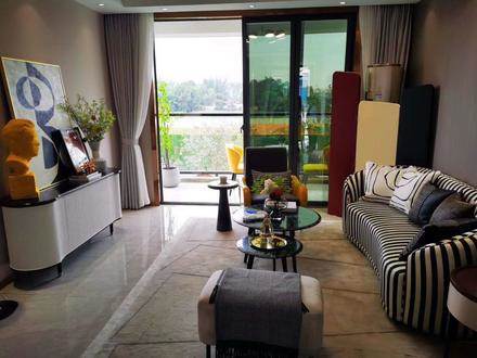 武鸣猎天大学郡样板房