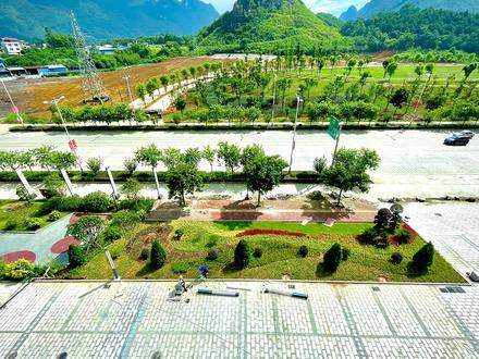小区门口园林.jpg