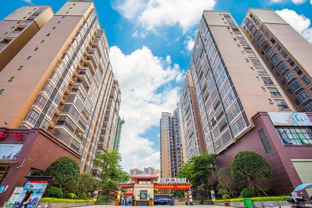 小区大门.jpg