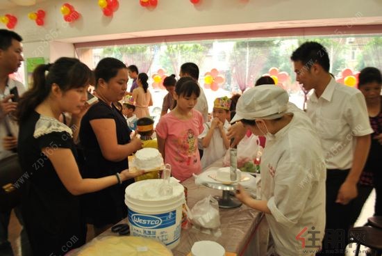 天禾春城六一儿童节DIY蛋糕秀主题活动欢乐举