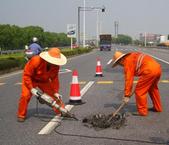 柳北区双沙路一期工程加紧施工 预计年底通车
