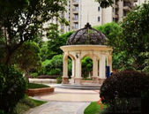 多举措规范车辆停放