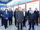 汪洋率中央代表团参观广西壮族自治区成立60周年大型成就展