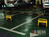 有车不能停，小区车位该买，还是租？