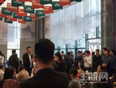 现场直击: 南宁一毛坯新盘迎首开! 300多套房吸引了600多人来看房!