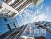 与时间赛跑 中小房企绕道港交所“远水解渴”