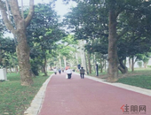 让纳税人和缴费人在办税服务方面有更多获得感