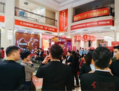 几**一次性售磬! 600组客户买296套房! 土拍后南宁买房机会在哪?