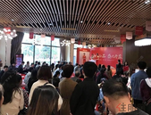 突发! 700人抢572套房源! 南宁8字头毛坯房面世,引千人到访!