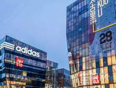 紧随时代发展，为桂平消费升级而来！桂平商业，就看凤凰城！