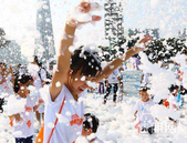 理想初绽丨洋房生活示范区盛美开放暨泼水狂欢节即将来袭