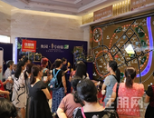 金九月首场看房团人气爆棚！一口价特惠房受捧