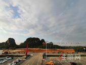 南山公园升级改造新进展，东南角5人制足球场动工！就在贵港义乌正对面！