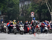 柳州街头开始“复苏” 各大商场陆续恢复营业