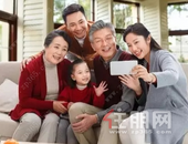 全民战“疫”之宅家“旅游”篇：人很多但不拥挤