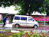 柳州新兴农场宿舍区职工花钱装水管却未通水 至今无人认账