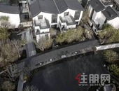 绿都地产排名连降4年 杨张峰带其走向何方受关注