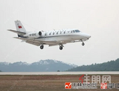 振奋人心！玉林福绵机场降落首架校验飞 机，玉林人沸腾了