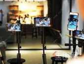 直播卖房站上风口，龙头房企忙携流量明星出圈