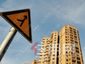 房企融资难度加大 5月土地市场量跌价升