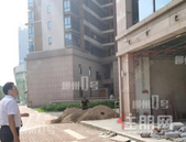 拆立柱钢筋** 柳州瑞景文苑小区门面“野蛮”装修！