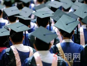 毕业季“租房小白”如何避开黑中介挖的“坑”？