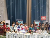 全程高能！当天预约18组，住朋网百人看房团引爆购房狂潮