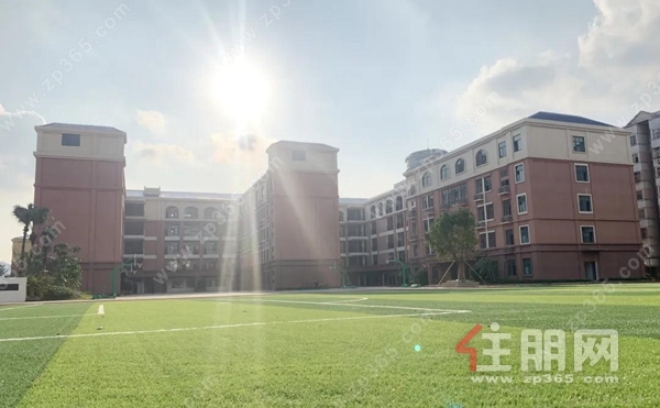 白凹窝小学教学楼