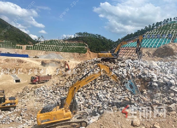 浦清高速七标段建设现场