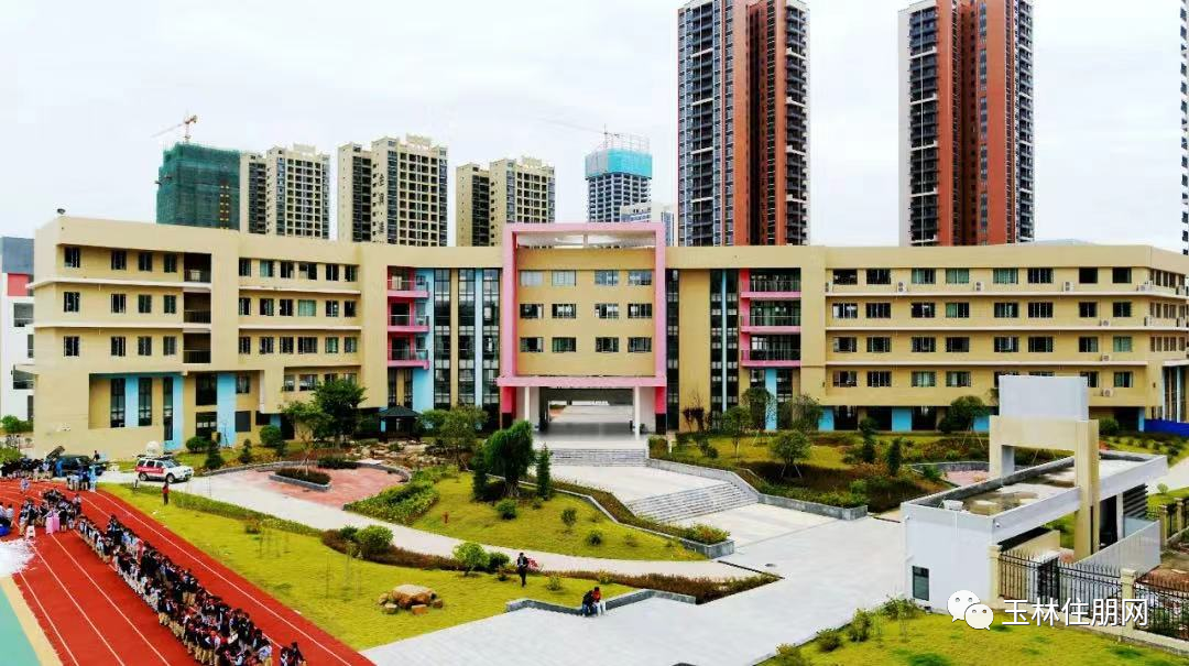 玉东实验小学实景.png