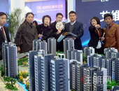 多地鼓励公务员买房背后