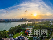 世界江湾之上，启幕滨江豪宅新时代